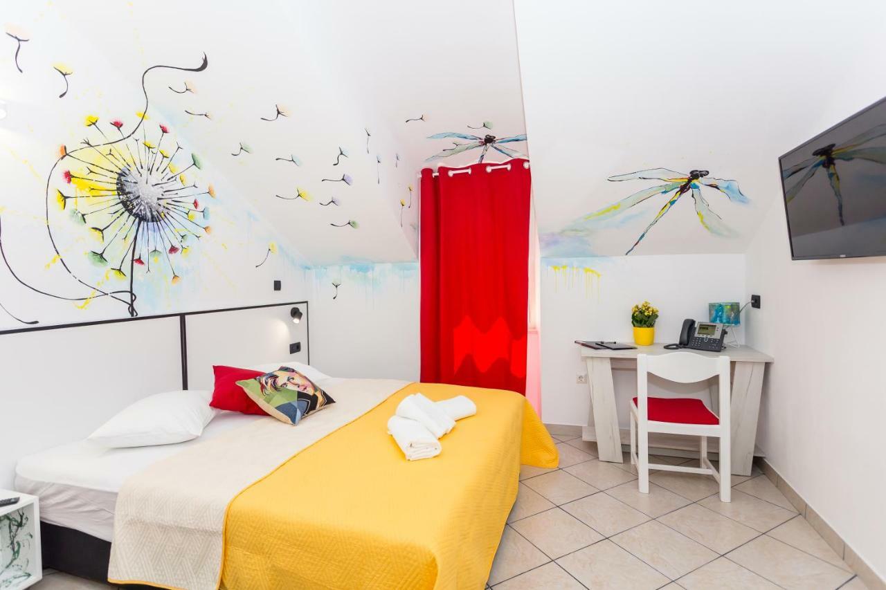 Mima'S Rooms Omiš Εξωτερικό φωτογραφία